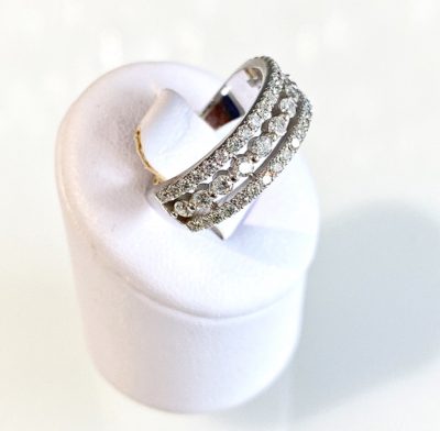 14k Custom Detailed Round Brilliant Cut CVD Diamond Ring - Image 3