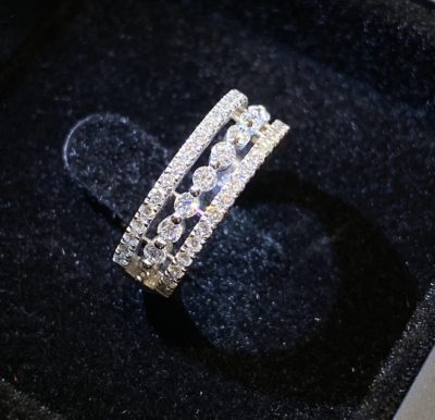 14k Custom Detailed Round Brilliant Cut CVD Diamond Ring - Image 4