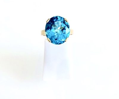 10k Gold & Blue Topaz solitaire Ring