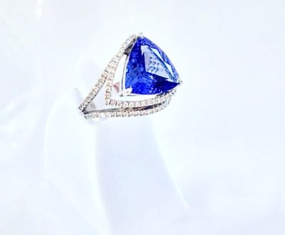 14k Gold Tanzanite & Diamond Cocktail Ring - Image 2