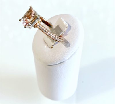 14k Gold Emerald Morganite  & Diamond Micro-Pavé Cocktail Ring - Image 3