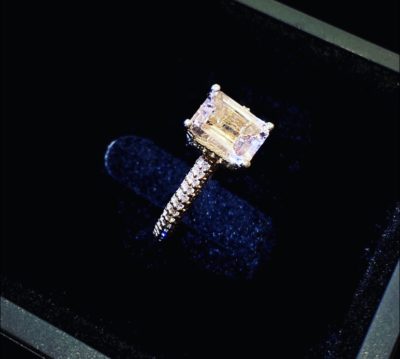 14k Gold Emerald Morganite  & Diamond Micro-Pavé Cocktail Ring - Image 4