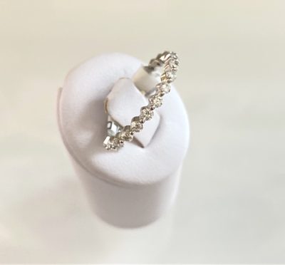 14k Gold Round Brilliant Diamond Band - Image 2