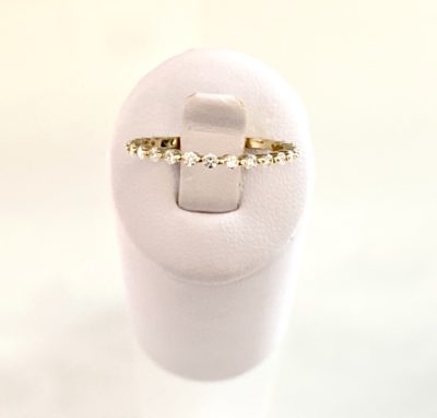 14k Gold Round Diamond Set Band