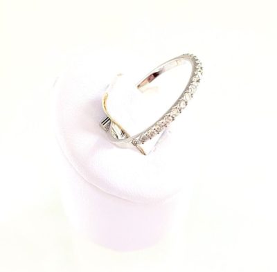 14k Gold Dainty Diamond Ring - Image 2